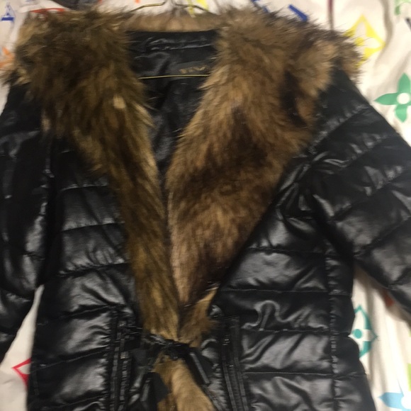 Faux furr coat, slim fitting - Picture 4 of 7